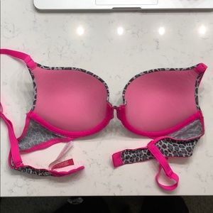 PINK Victoria's Secret Intimates & Sleepwear - Victoria’s Secret Pink bra PINK Victoria's Secret Intimates & Sleepwear - Victoria’s Secret Pink bra